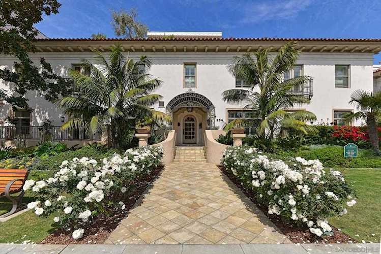 464 Prospect St #401 La Jolla, CA 92037