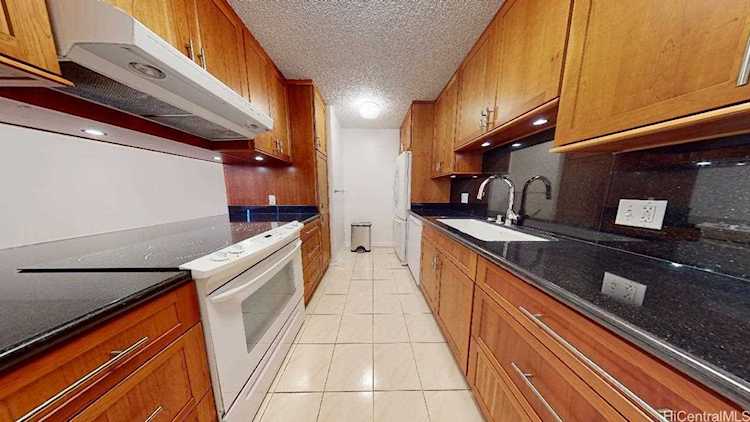 2600 Pualani Way #105 Honolulu, HI 96815