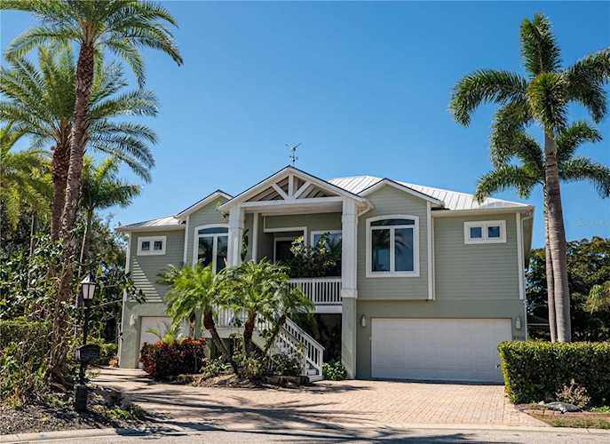 2514 Marblehead Dr Sarasota, FL 34231