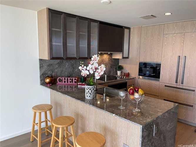 1000 Auahi Street #2907 Honolulu, HI 96814