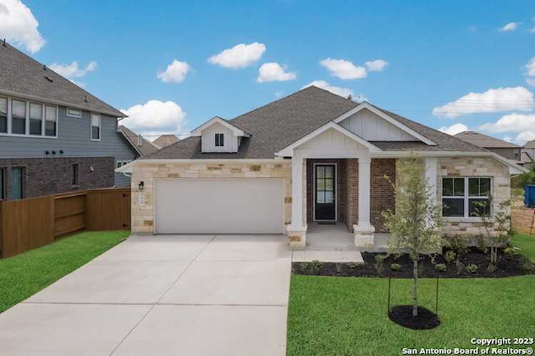 626 Foxbrook Way Cibolo, TX 78108