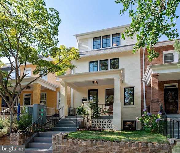 1832 Bay St SE #2 Washington, DC 20003