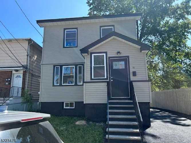 51 Leslie Pl Irvington Twp., NJ Photo 1