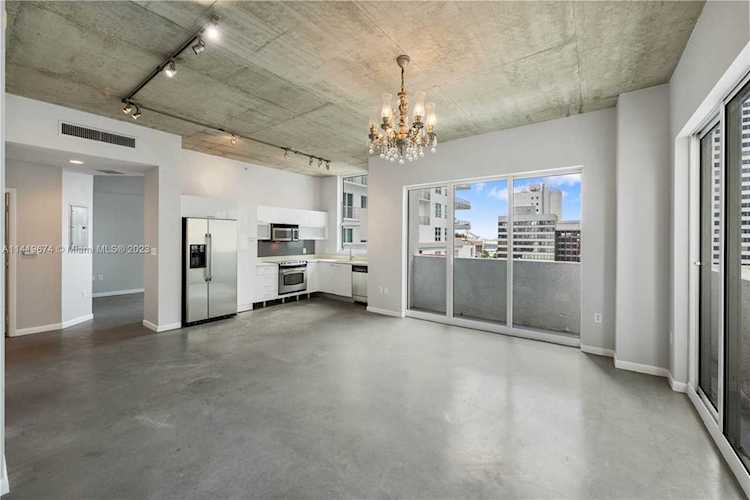 133 NE 2nd Ave #912 Miami, FL 33132