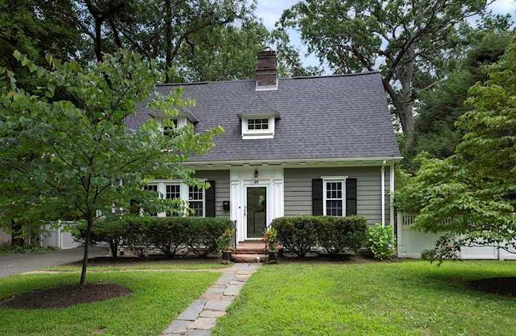 85 Woodlawn Avenue Northampton, MA 01060 home for sale, MLS#73140139 - Moor  Realty