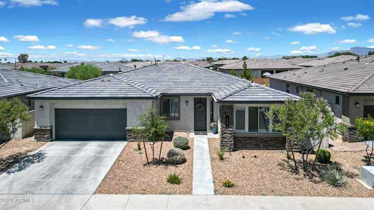 1256 W Silver Creek Lane Queen Creek, AZ 85140