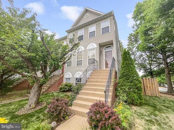 14800 Edman Circle Centreville, VA 20121 | MLS VAFX2131218 Photo 1