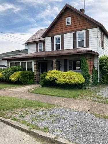 16 Prospect Avenue Du Bois Jefferson/Clearfield PA 15801 $100,000 Photo 1