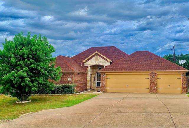 3101 Meandering Way Granbury, TX 76049