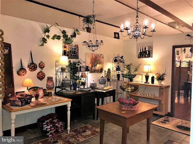 123 S Allegheny St Bellefonte, PA 16823 commercial property for sale