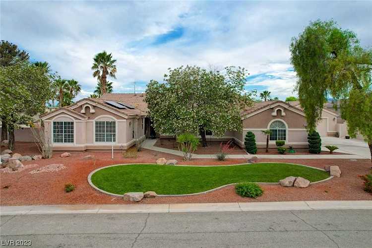 8955 King John Ct Las Vegas, NV 89149