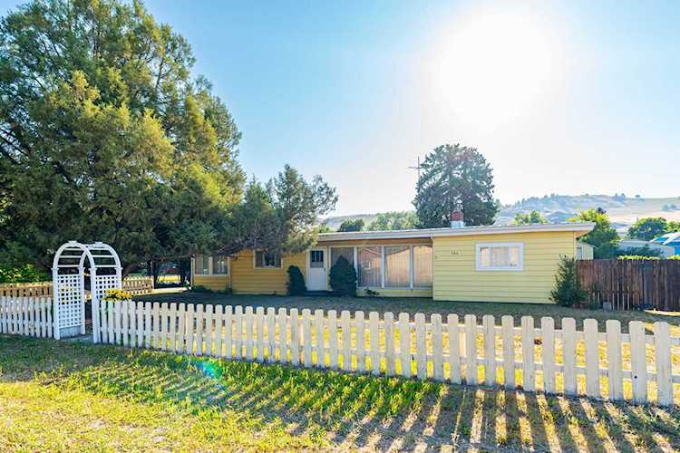 306 Ruenauver St Plains, MT 59859