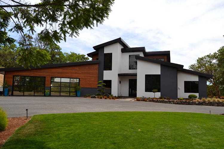 Address Withheld Grants Pass Josephine OR 97526 Photo 1
