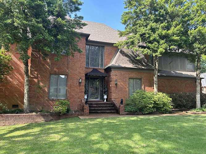 8630 Somerset Ln Germantown, TN 38138