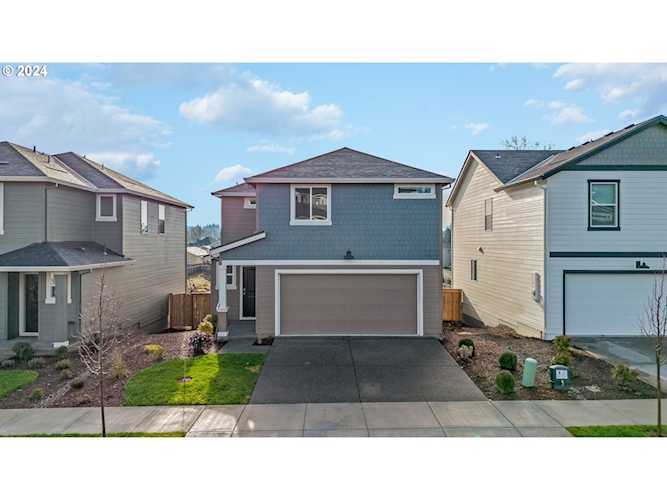 1720 W 14th ST La Center, WA 98629