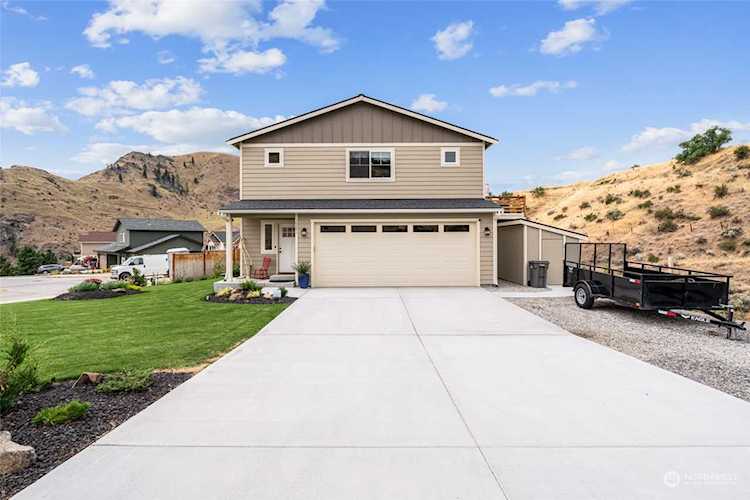 10001 Numeral Pointe Place Entiat, WA 98822