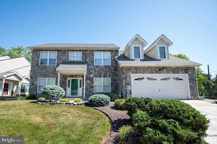 PHOTOS & DETAILS: 1802 Cloutier Ct, Wilmington, DE 19803 For Sale - MLS #DENC2043432 - Photos, Virtual Tour, School Info - Real Estate Listing Info Photo 1