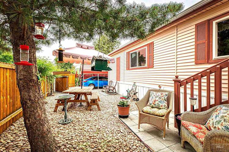 10601 N Horseshoe Bend Rd #62 Boise, ID 83714