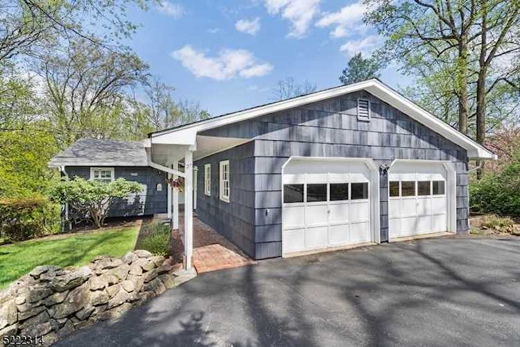 21 Parkview Plz Morris Twp., NJ 07960 | MLS 3845420 Photo 1