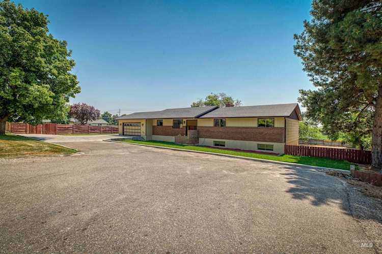 15311 Lavin Street Caldwell, ID 83607