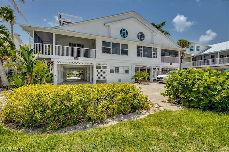8221 Main St Bokeelia, FL 33922
