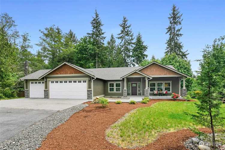 8820 NE Broughton Ct Hansville, WA 98340