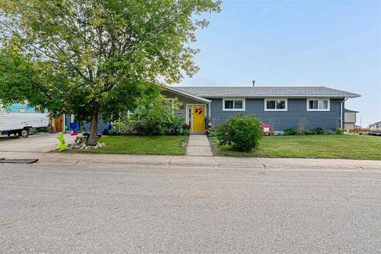 101 Beaconsfield Rd Fort McMurray, AB T9H 2