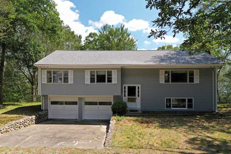 230 Pimlico Pond Road Mashpee, MA 02649