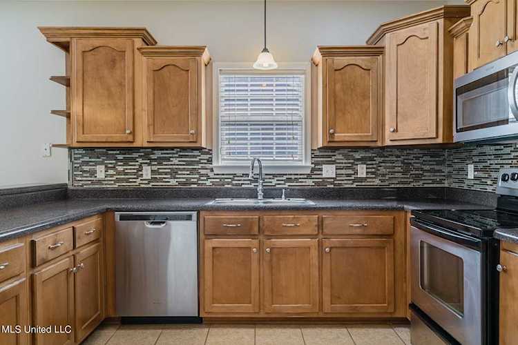 4456 Stone Cross Dr, Olive Branch, MS 38654Search All Windstone