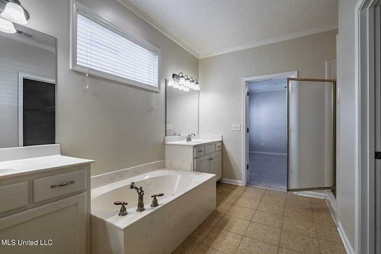 4456 Stone Cross Dr, Olive Branch, MS 38654Search All Windstone