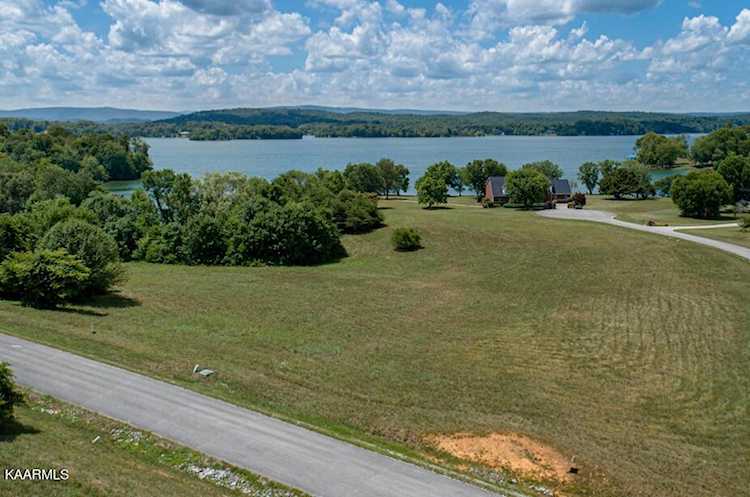 110 Garlington Dr Kingston, TN 37763