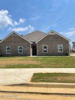 2194 Hyacinth Ln Hernando, MS 38632