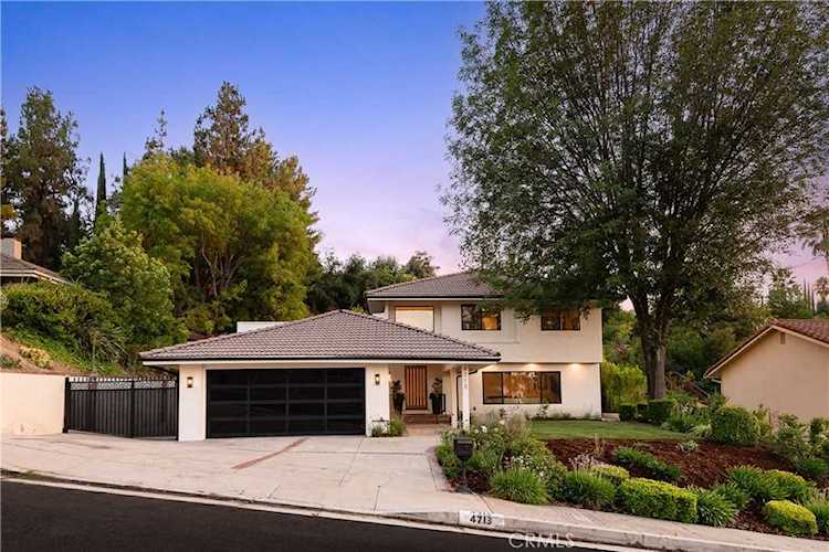 4713 Monarca Dr, Tarzana, CA 91356 | RubyHome Photo 1