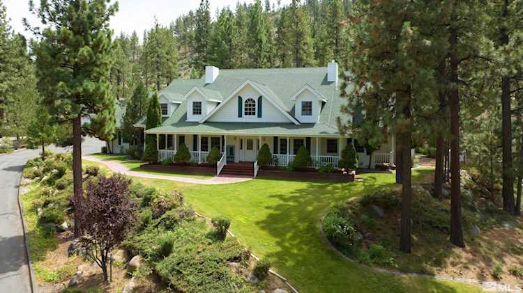 8 Franktown Ct Washoe Valley, NV 89704