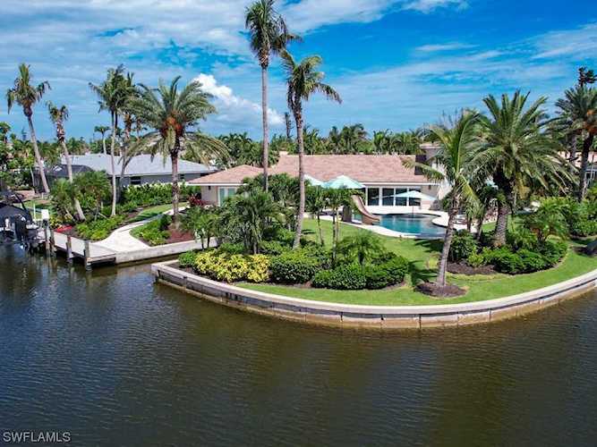 813 Angel Wing Dr Sanibel, FL 33957
