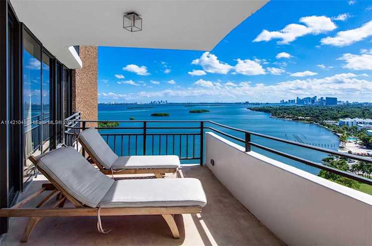 720 NE 69th St #19S Miami, FL 33138