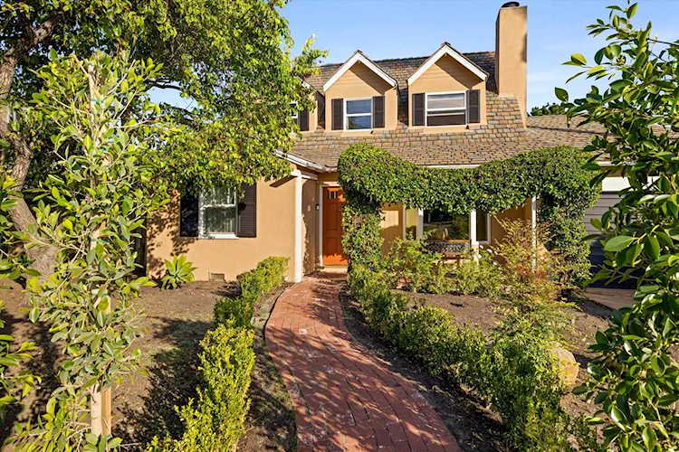 2965 Calle Noguera Santa Barbara, CA 93105