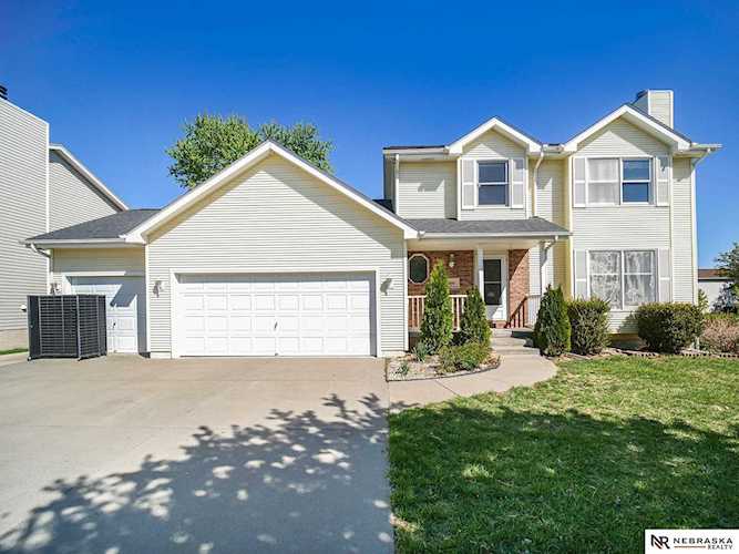 400 W Gourley St Lincoln, NE 68521 | MLS 22308550 Photo 1