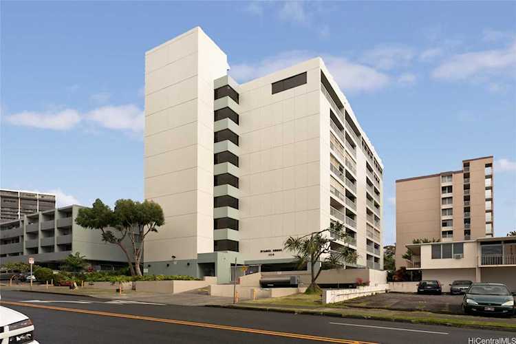 1114 Wilder Avenue #206 Honolulu, HI 96822