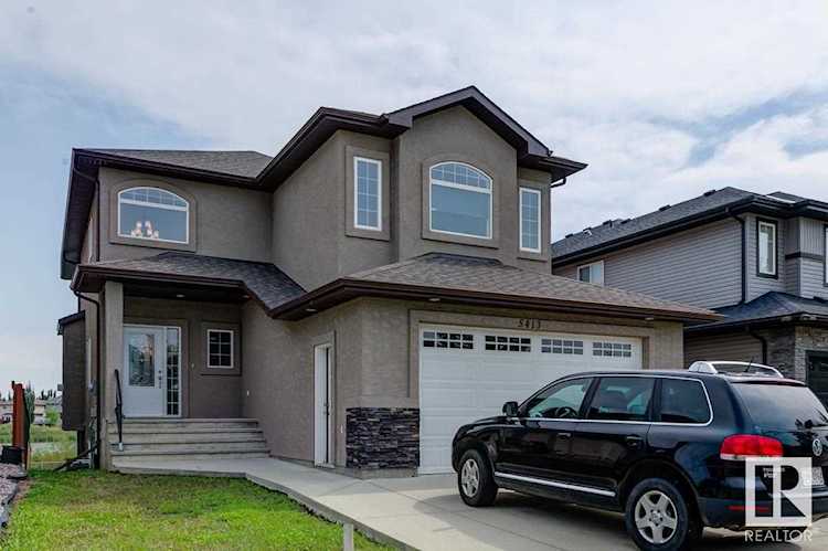 5413 Rue Eaglemont Beaumont, AB T4X 0H2
