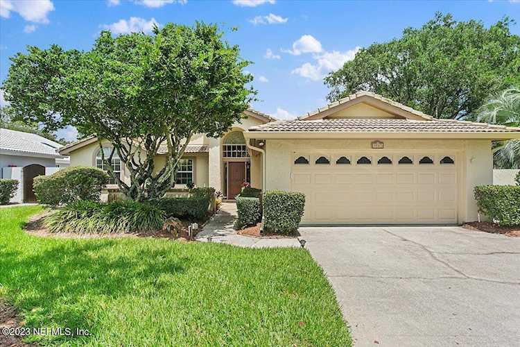 4063 Mizner CT Jacksonville, FL 32217