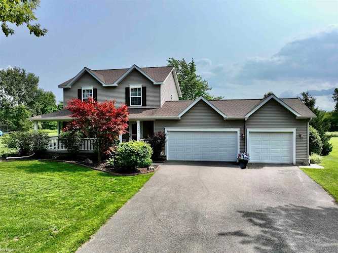 7465 Geraldine Dr Swartz Creek, MI 48473