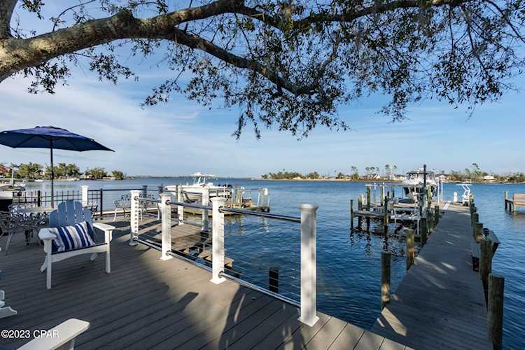 2714 Country Club Dr Lynn Haven, FL 32444
