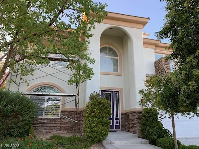 9080 W Hammer Ln Las Vegas, NV 89149