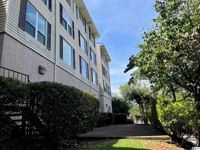 2451 Arlington Crescent #A Birmingham, AL 35205