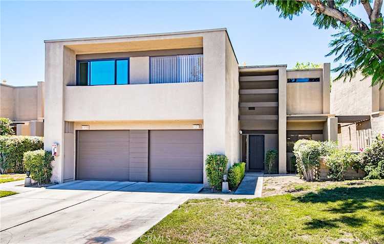 1171 S Tiffany Circle Palm Springs, CA 92262