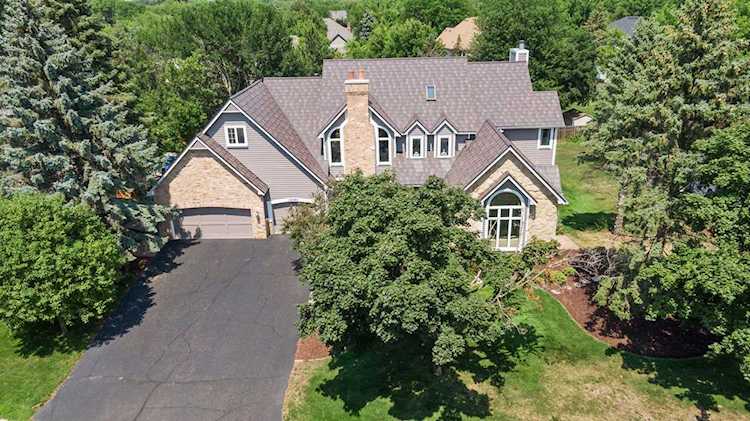 10480 Bluff Road Eden Prairie, MN 55347