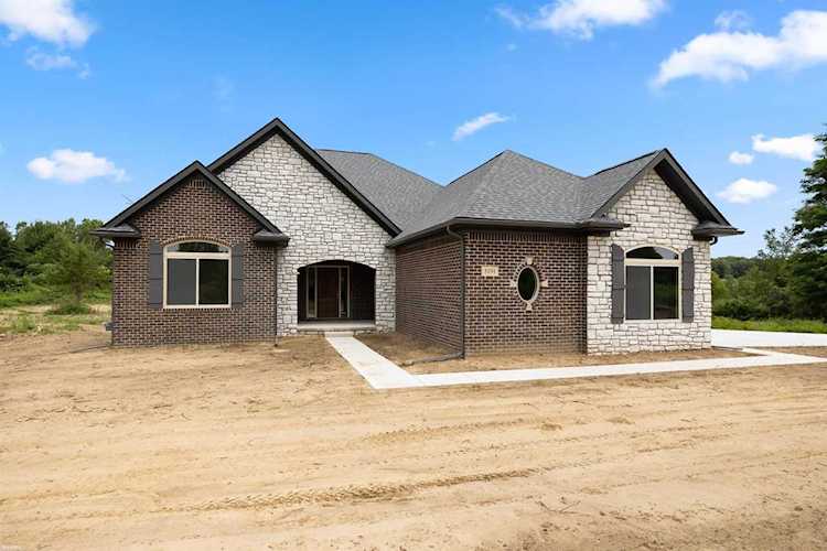5191 Silver Hill Dr Dryden, MI 48428