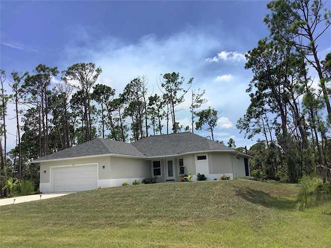 1541 Biscayne Dr Port Charlotte, FL 33953 MLS D6131091