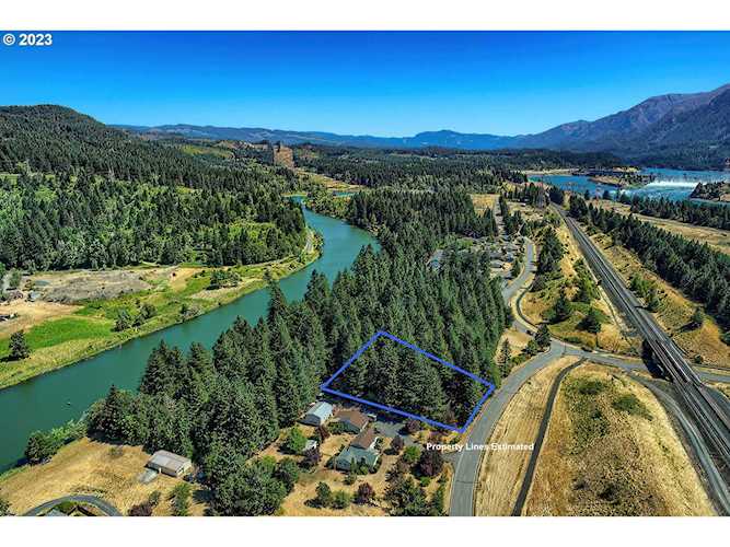 23 Evergreen DR North Bonneville, WA 98639
